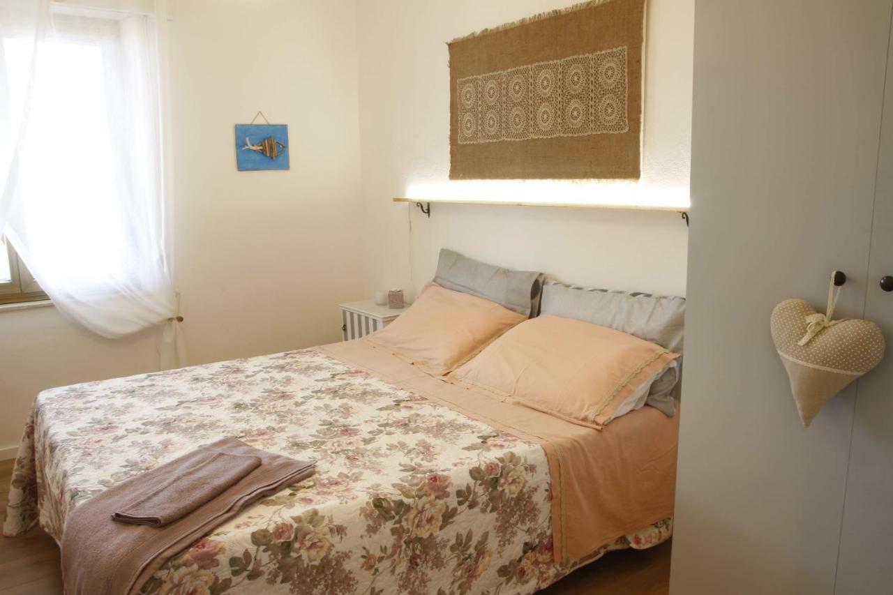 Grande Casa Al Mare Le Verande Santa Maria Navarrese Eksteriør billede